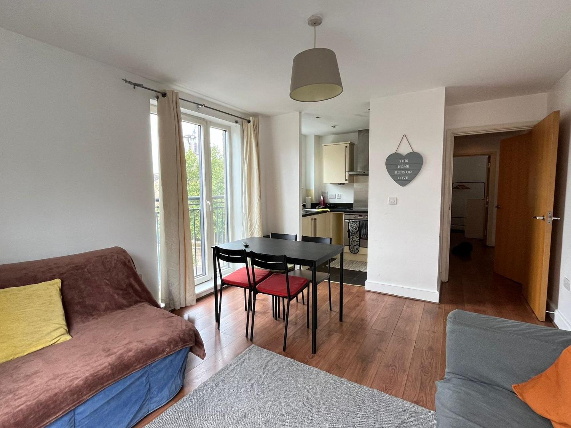 Apartamento Bai Amazing 5 Sleeper Flat In London Zone 2 Exterior foto